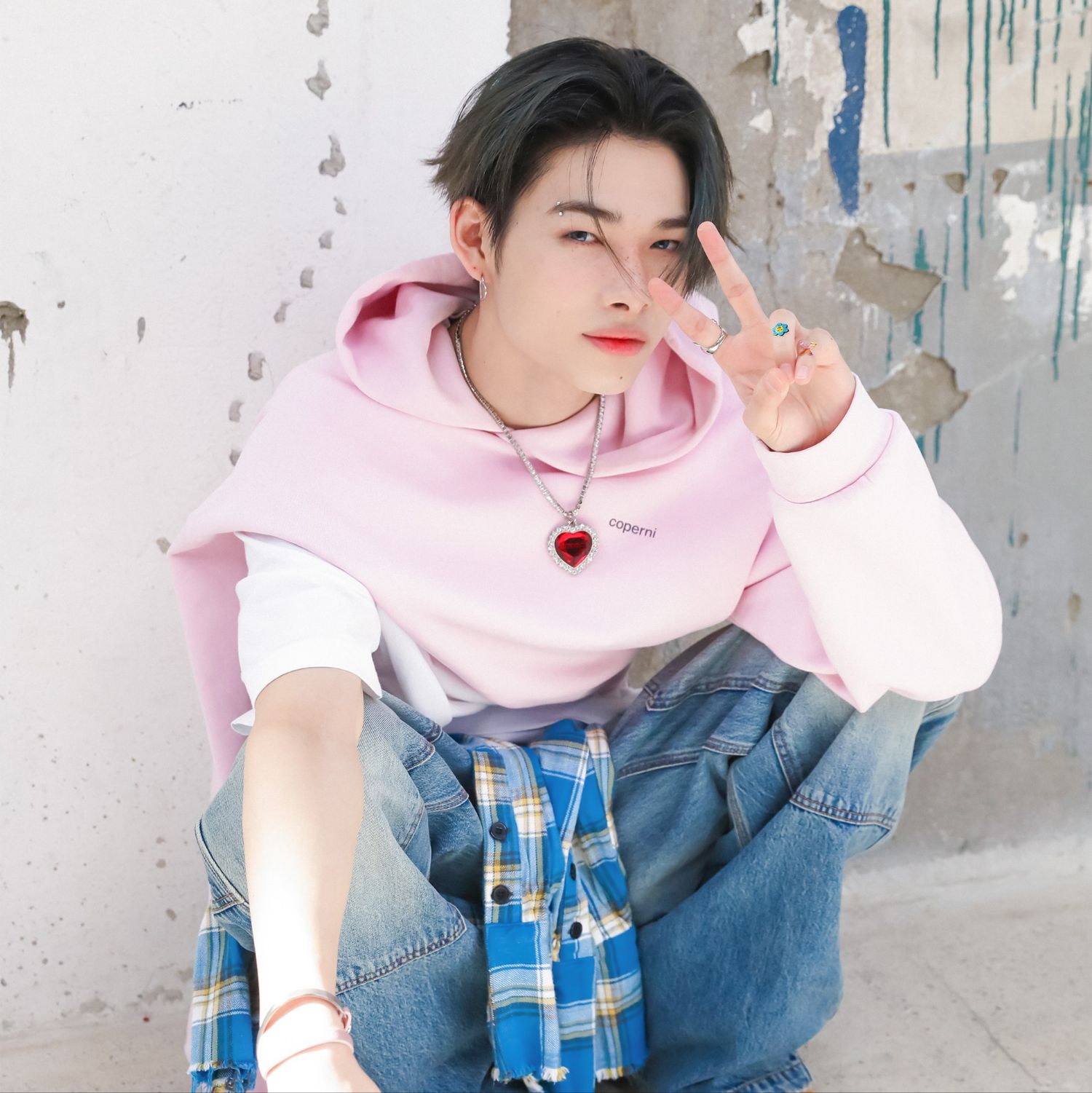 NI-KI (ENHYPEN)的最新照片