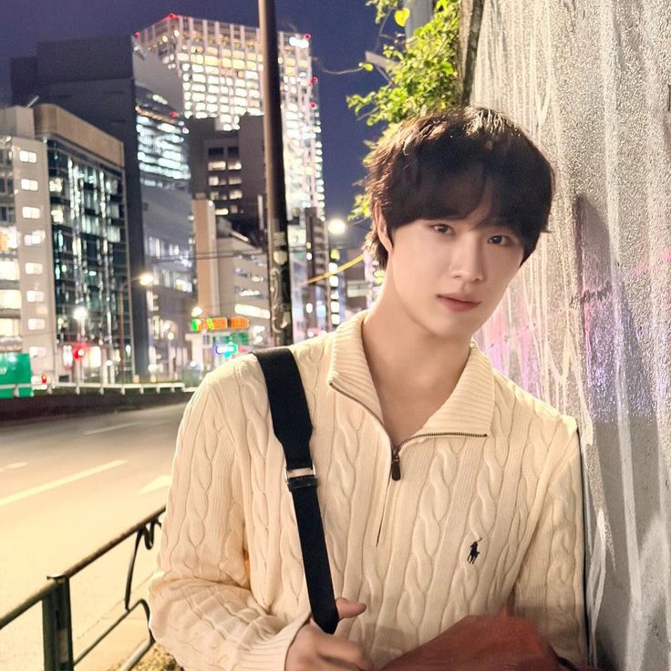 Behind-the-scenes cut of Hyunsuk (CIX)