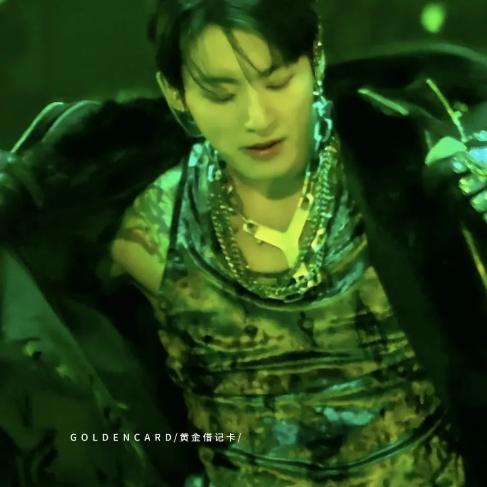 柾國 (防彈少年團)粉絲拍下的瞬間