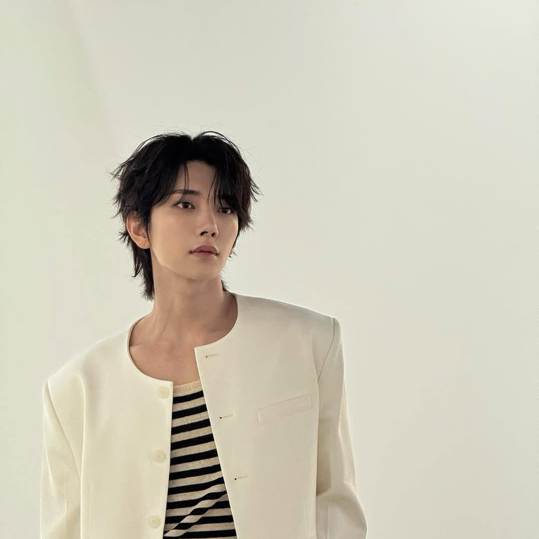 Behind-the-scenes cut of Joshua (SEVENTEEN)