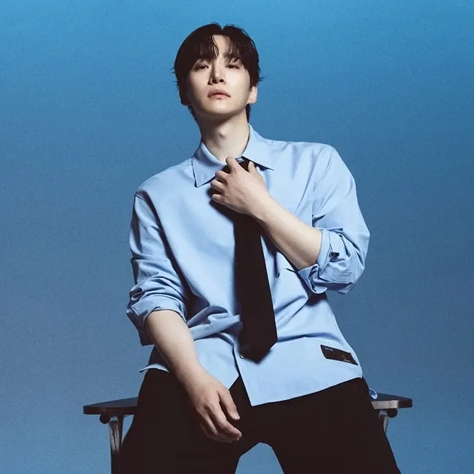 Behind-the-scenes cut of Junho (2PM)