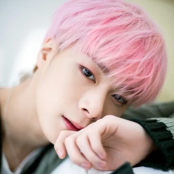 Behind-the-scenes cut of Moonbin (ASTRO)
