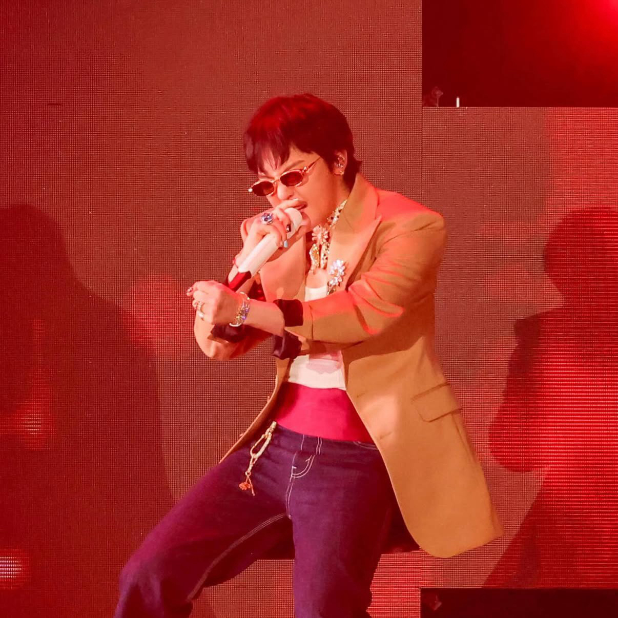 Recent activity shot of G-DRAGON (BIGBANG)