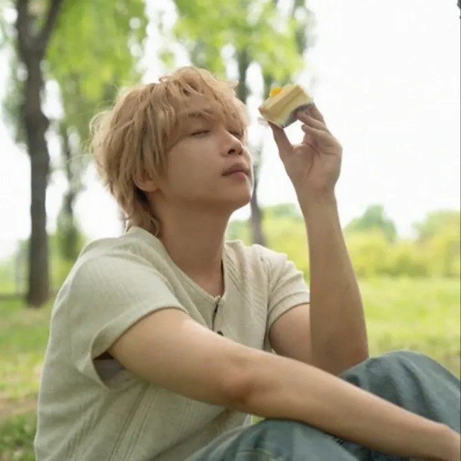 Behind-the-scenes cut of Jeong Sewoon