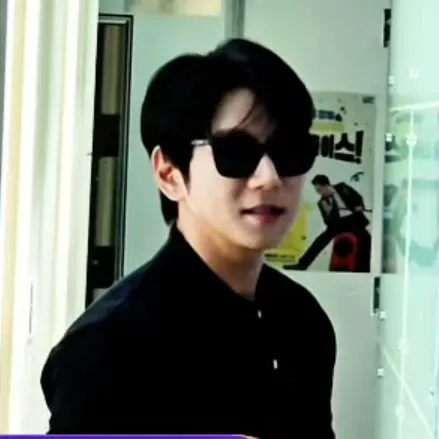 Behind-the-scenes cut of Hwang Chiyeol