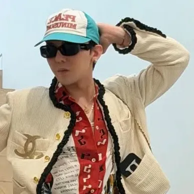 G-DRAGON (BIGBANG)的最新照片