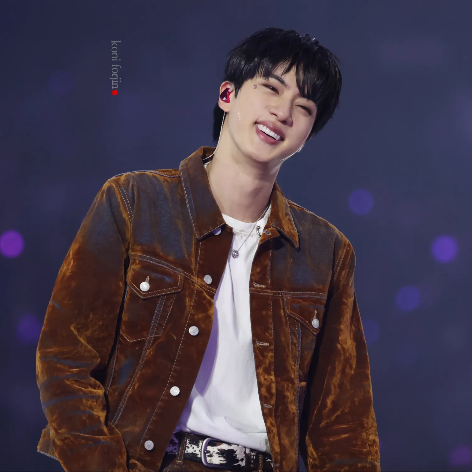 Foto terbaru Jin (BTS)