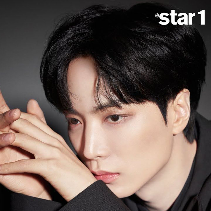 Behind-the-scenes cut of Kim Jonghyeon