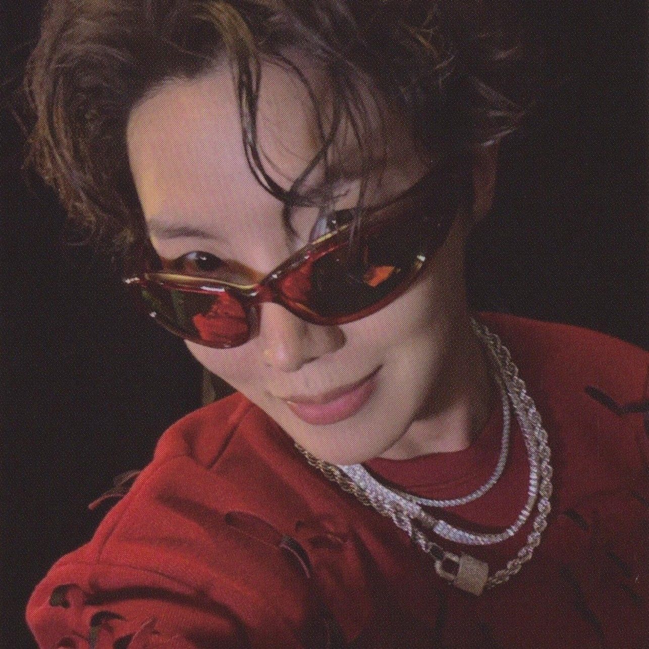 제이홉 (방탄소년단)의 비하인드 컷