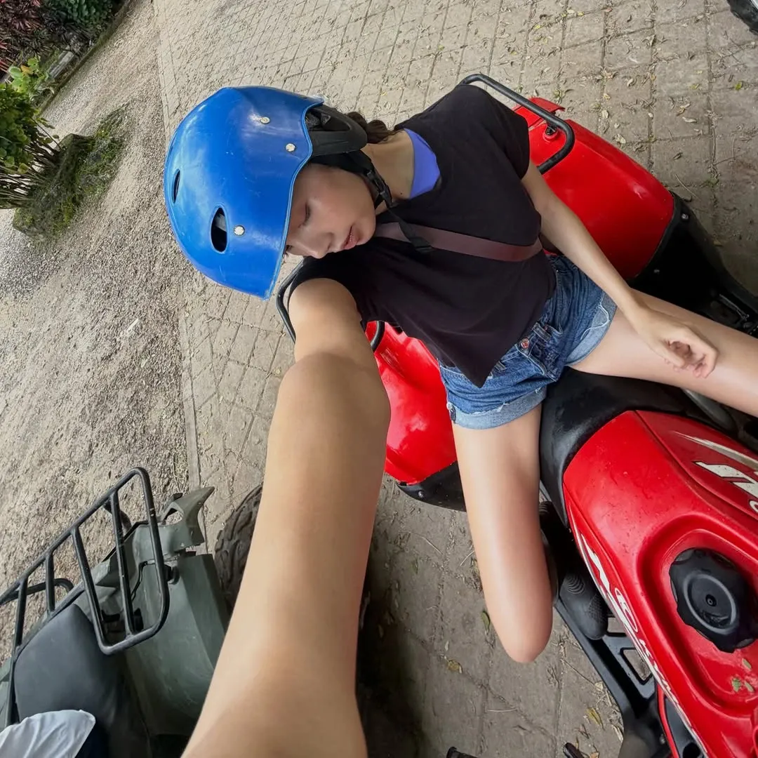 Foto terbaru Lisa (BLACKPINK)