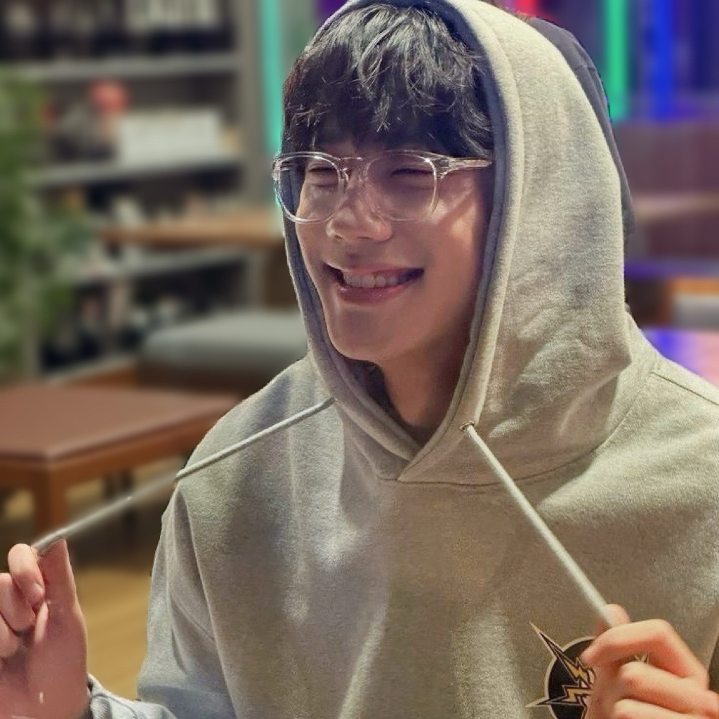 A moment captured by Lee Junyoung's fan