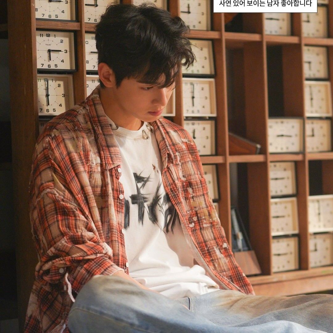 Behind-the-scenes cut of Eunwoo (ASTRO)