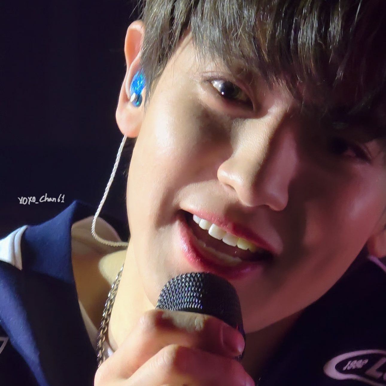 燦烈 (EXO)的最新照片