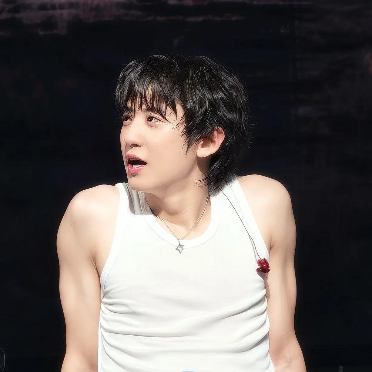 Behind-the-scenes cut of Chanyeol (EXO)
