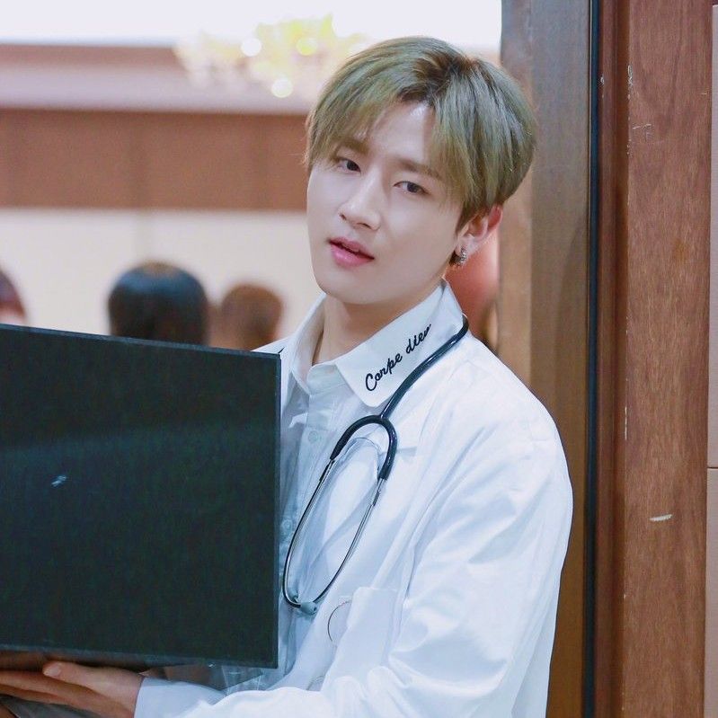 몬스타엑스의 비하인드 컷