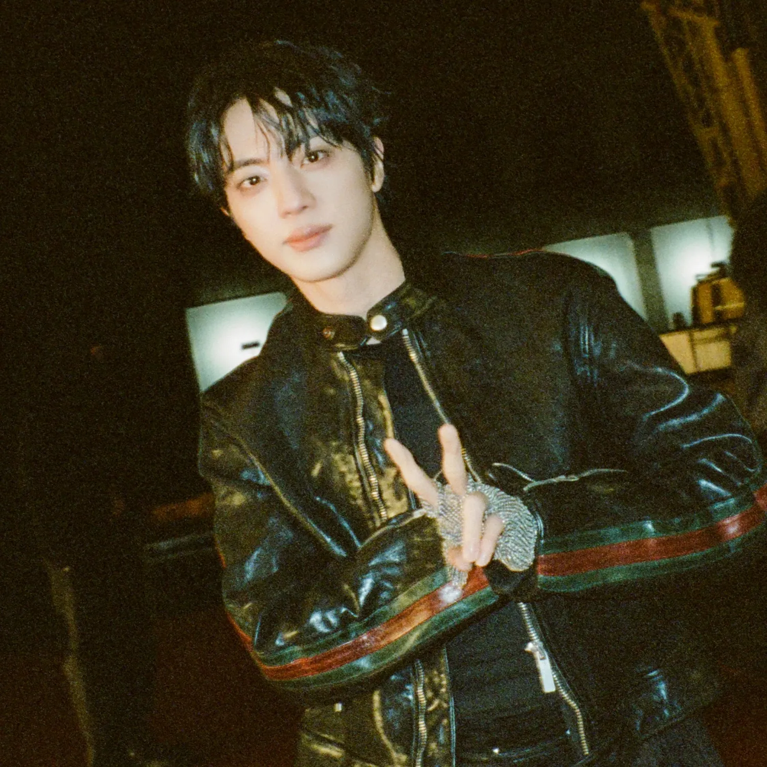 Momen yang diabadikan oleh penggemar Jin (BTS)