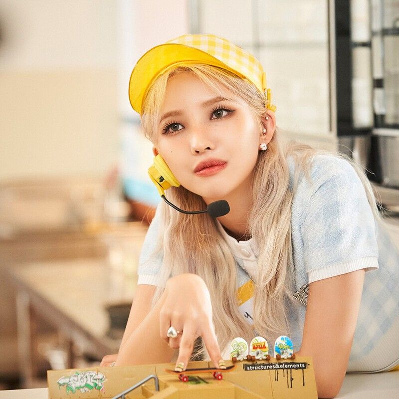 小娟 (i-dle)的最新照片