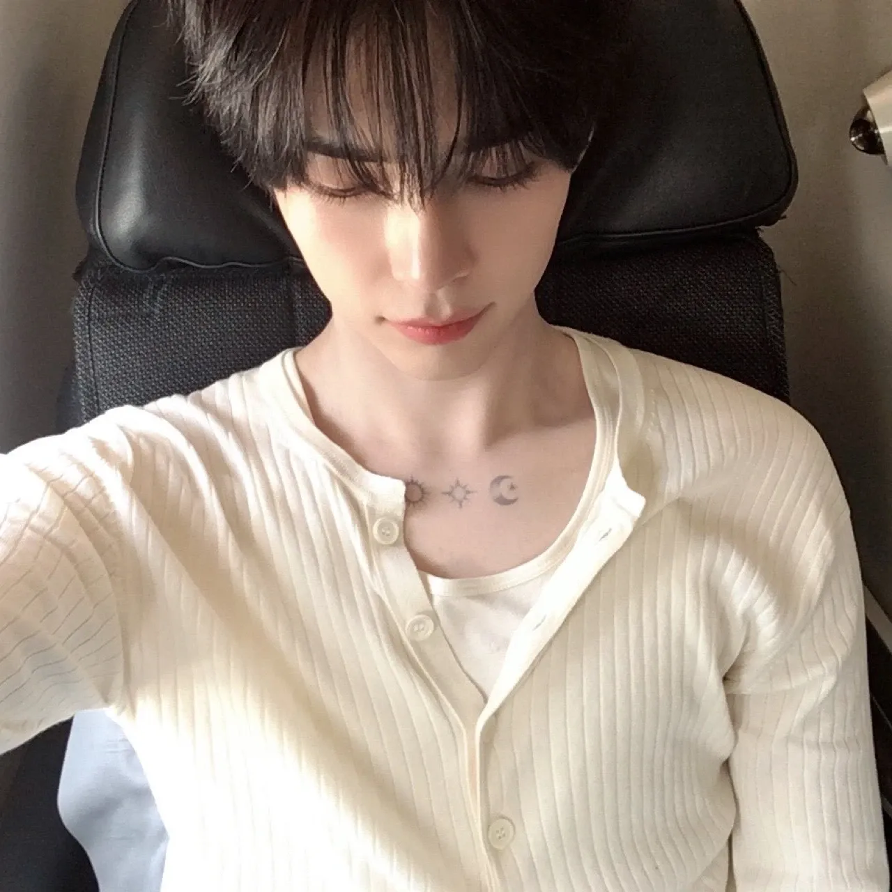 성한빈 (제로베이스원) 최근 활동샷