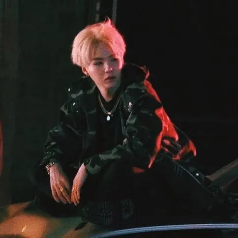 Momen yang diabadikan oleh penggemar SUGA (BTS)