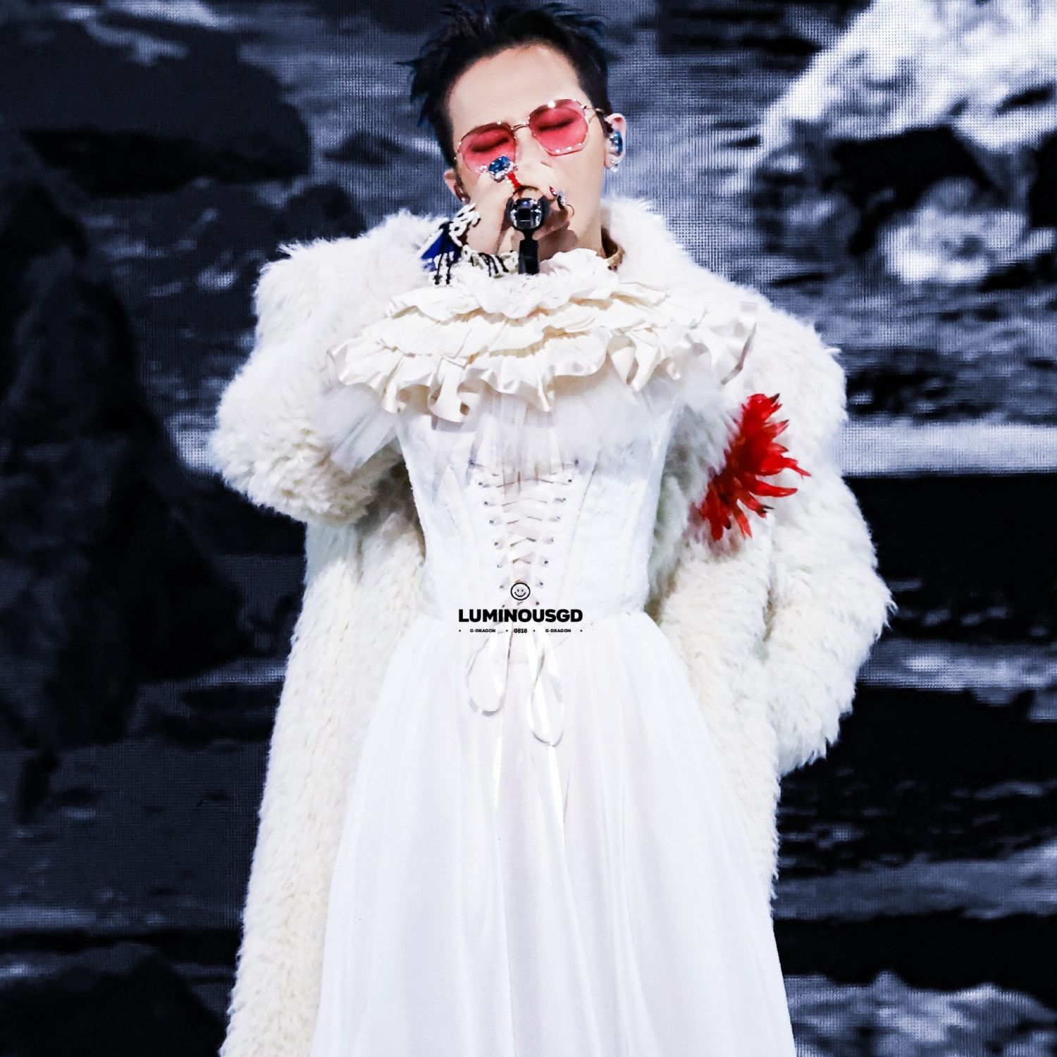 G-DRAGON (빅뱅)의 비하인드 컷