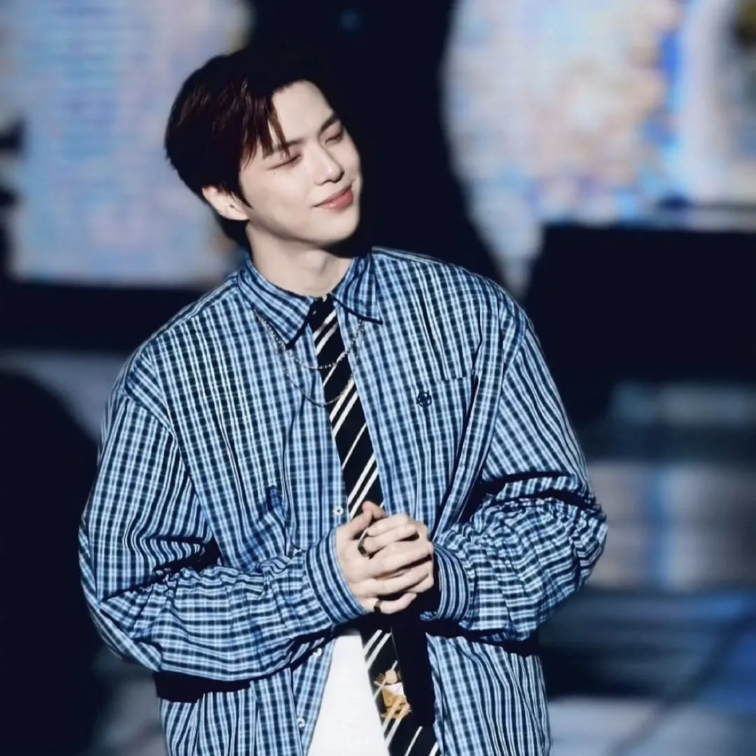 강다니엘의 최신 사진