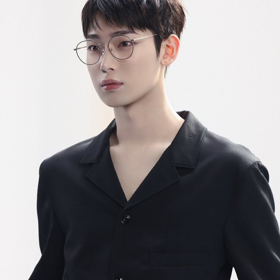 Recent activity shot of Sunoo (ENHYPEN)