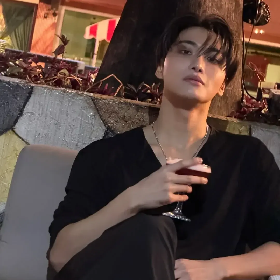 Latest photo of Seonghwa (ATEEZ)