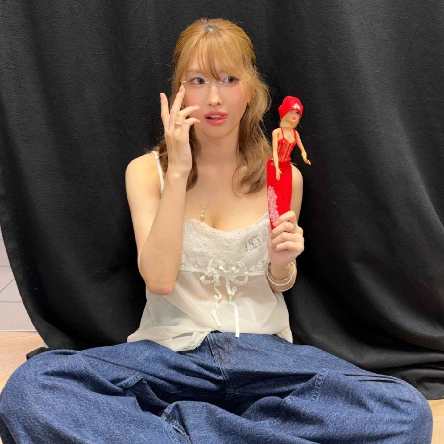 Potret di balik layar Momo (TWICE)