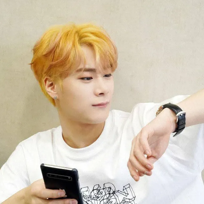 Recent activity shot of Moonbin (ASTRO)