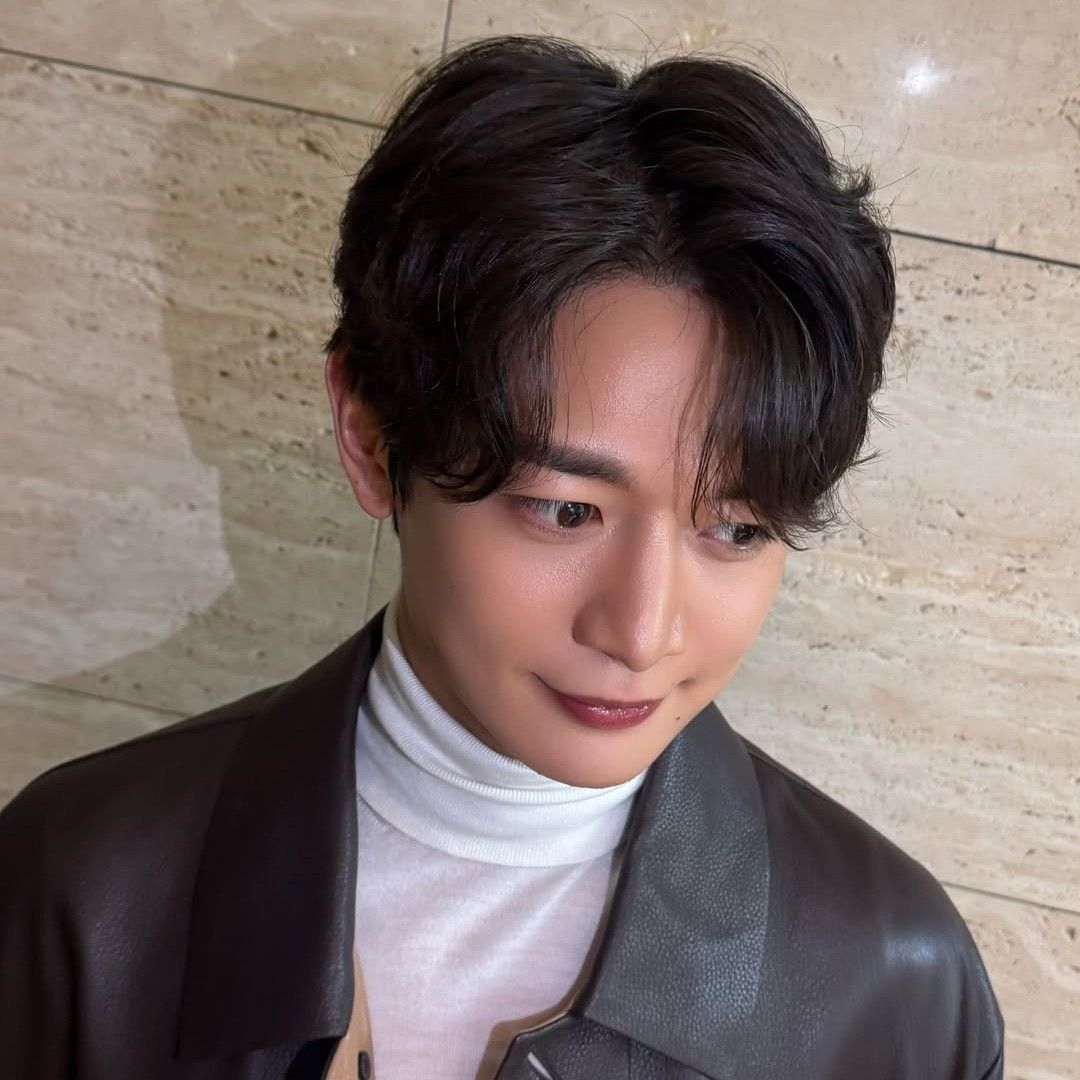 Behind-the-scenes cut of SHINee