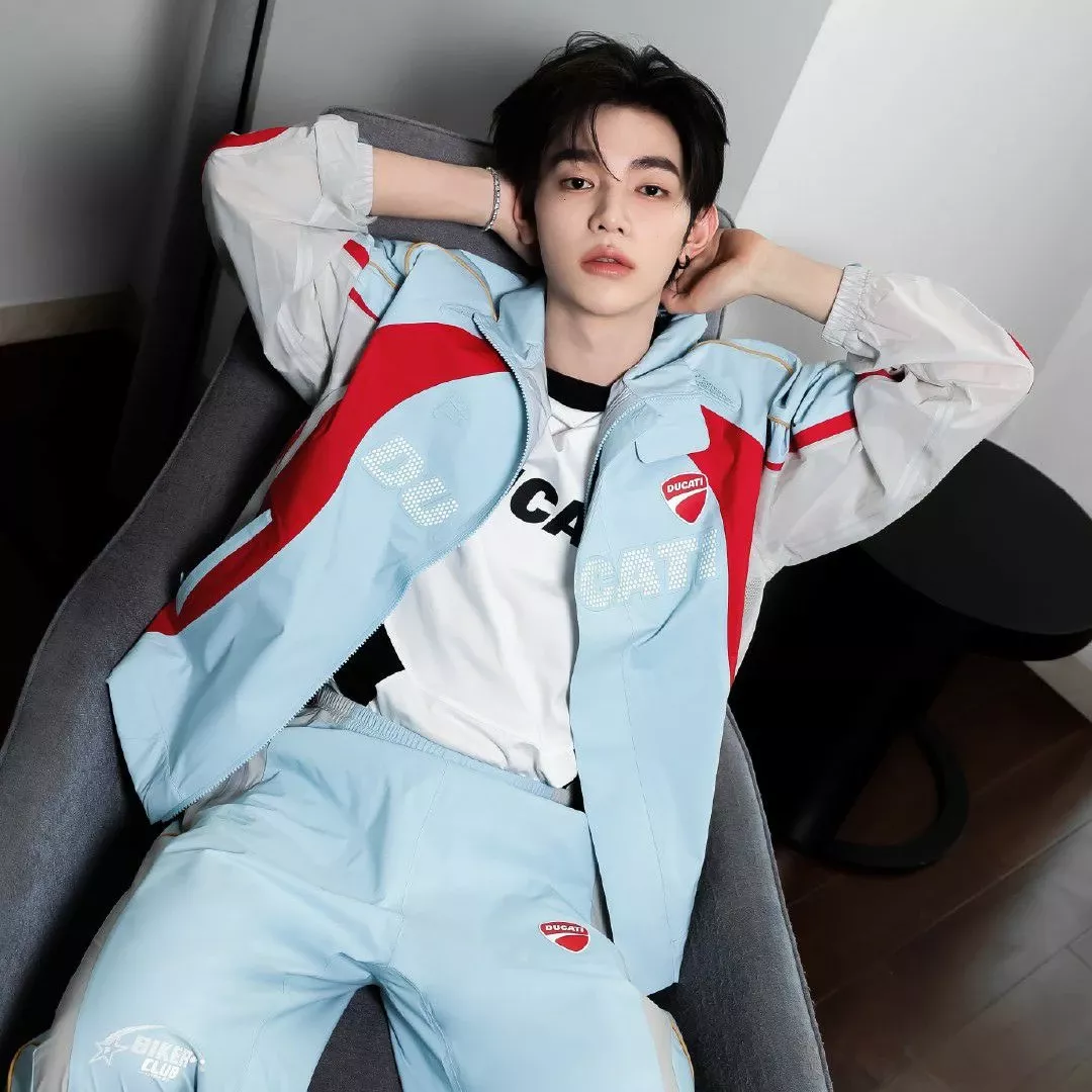 Behind-the-scenes cut of Zhang Hao