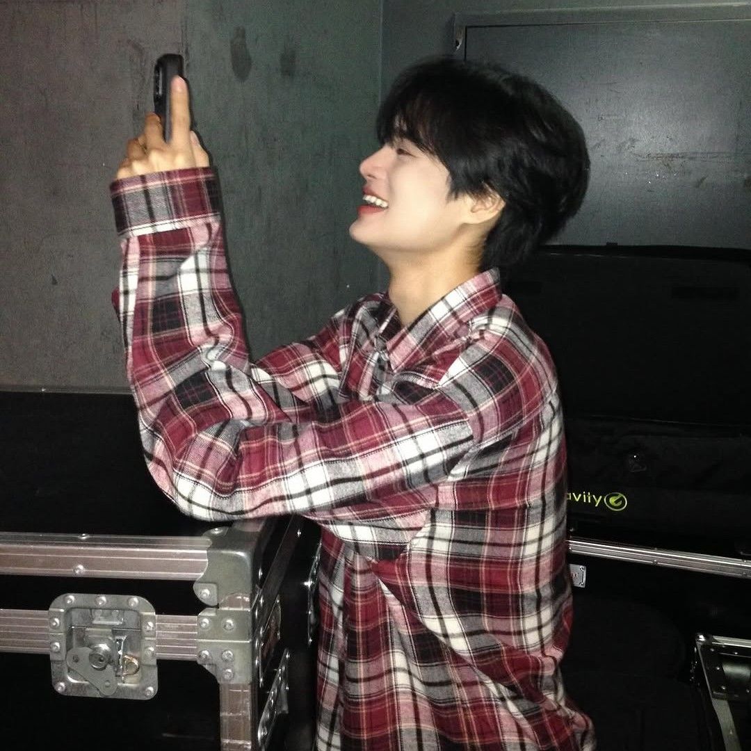 이대휘 (AB6IX)의 비하인드 컷