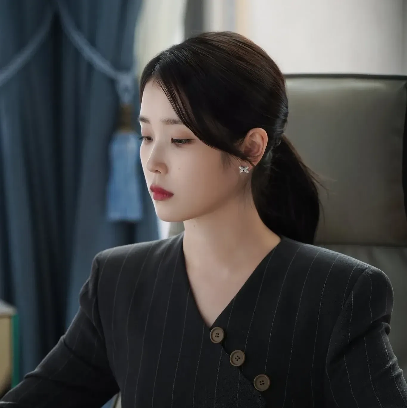 Foto aktivitas terbaru IU