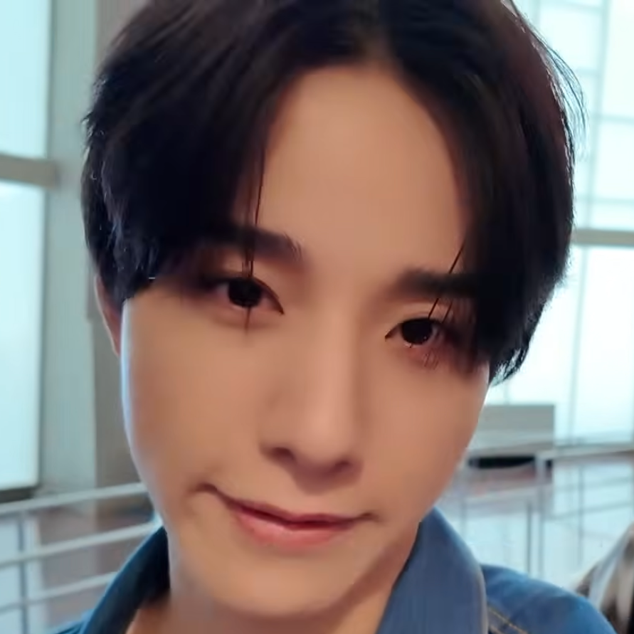 A moment captured by Sato Keigo (JO1)'s fan