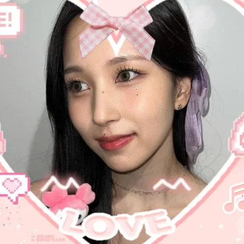Foto aktivitas terbaru Mina (TWICE)