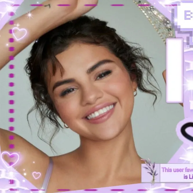 A moment captured by Selena Gomez's fan