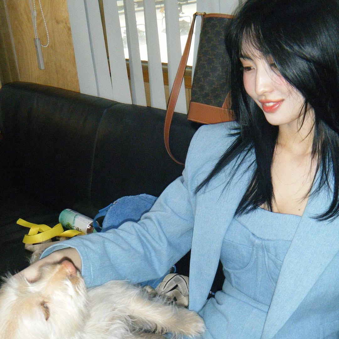 모모 (TWICE)의 최신 사진