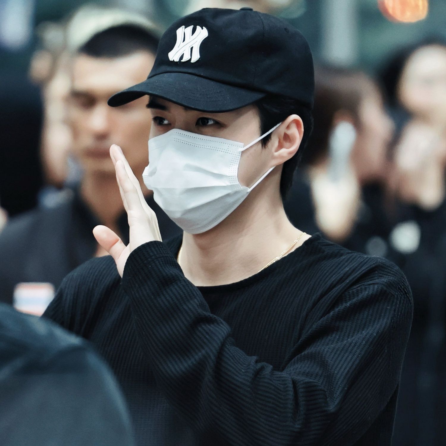 A moment captured by Sehun (EXO)'s fan