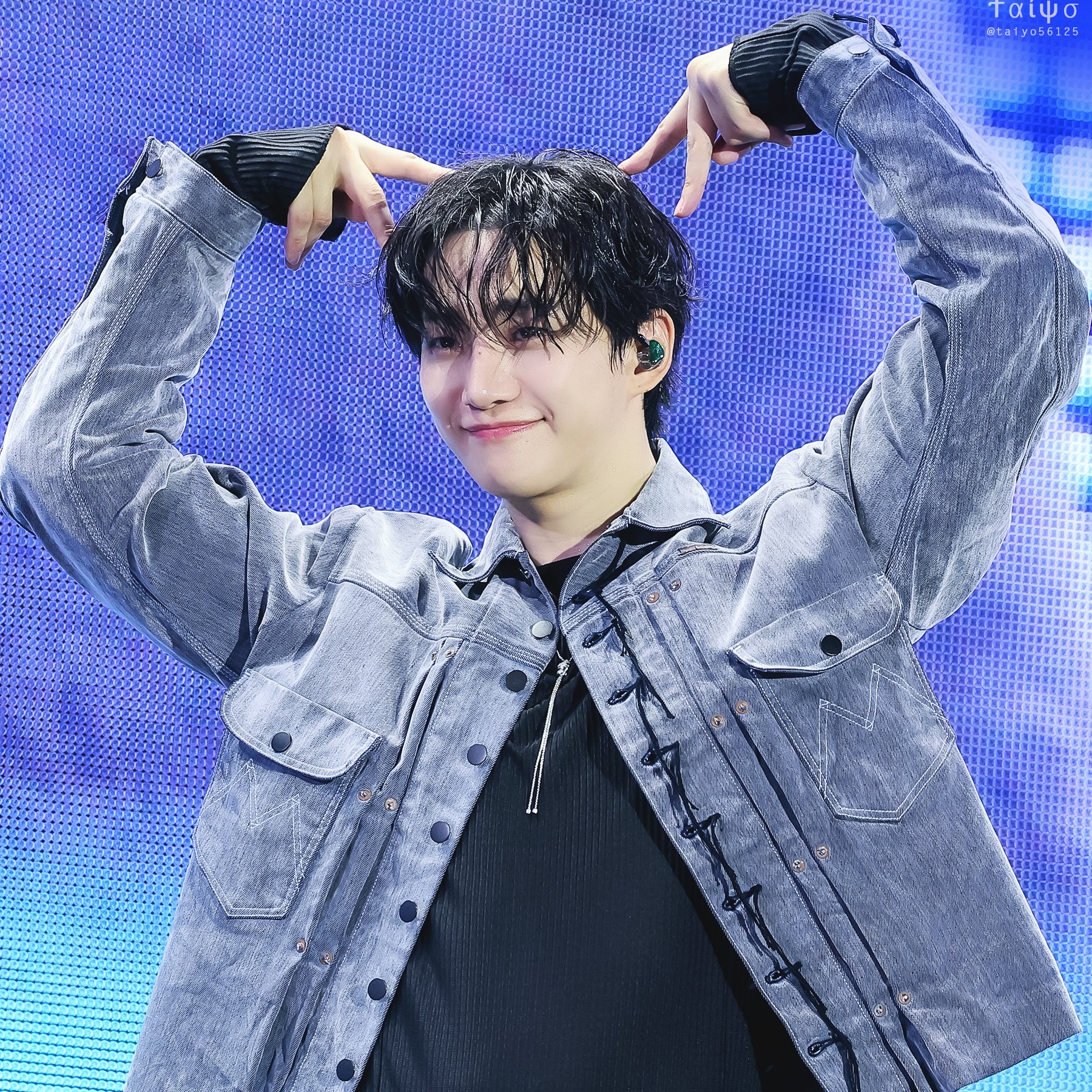 Latest photo of Junho (2PM)