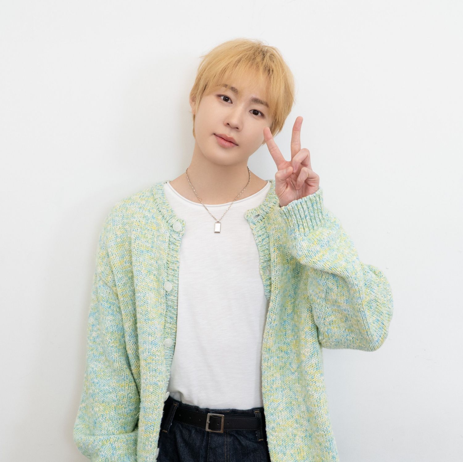 A moment captured by Ha Sungwoon's fan