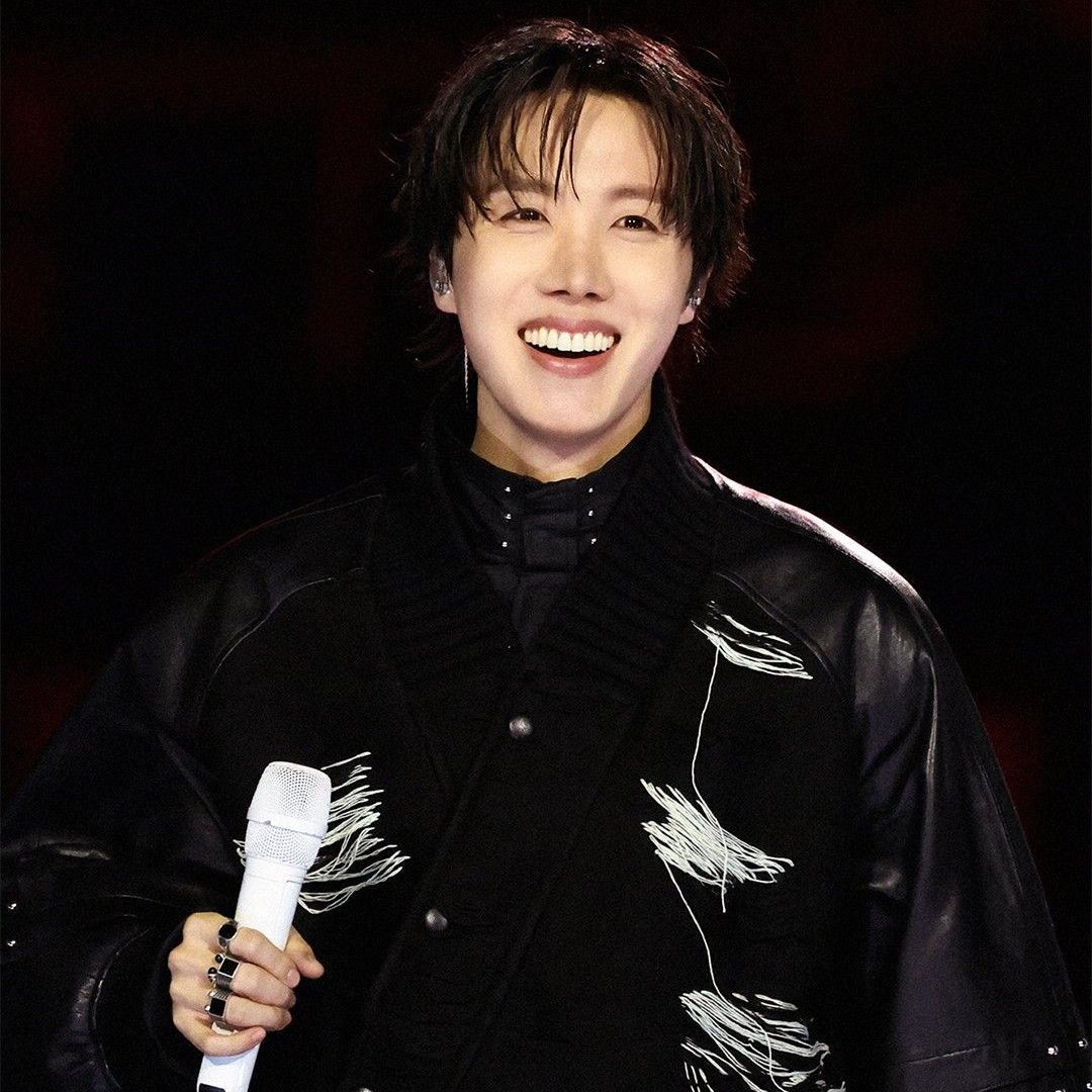 Behind-the-scenes cut of j-hope (BTS)