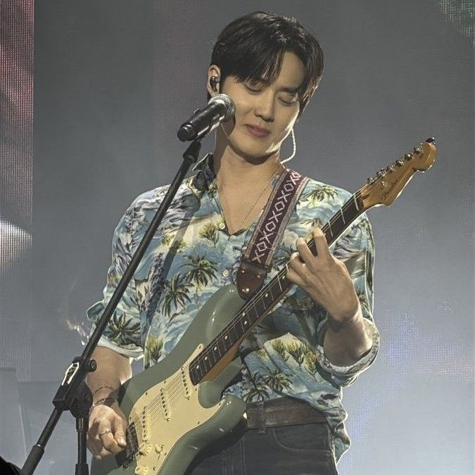 Behind-the-scenes cut of Suho (EXO)