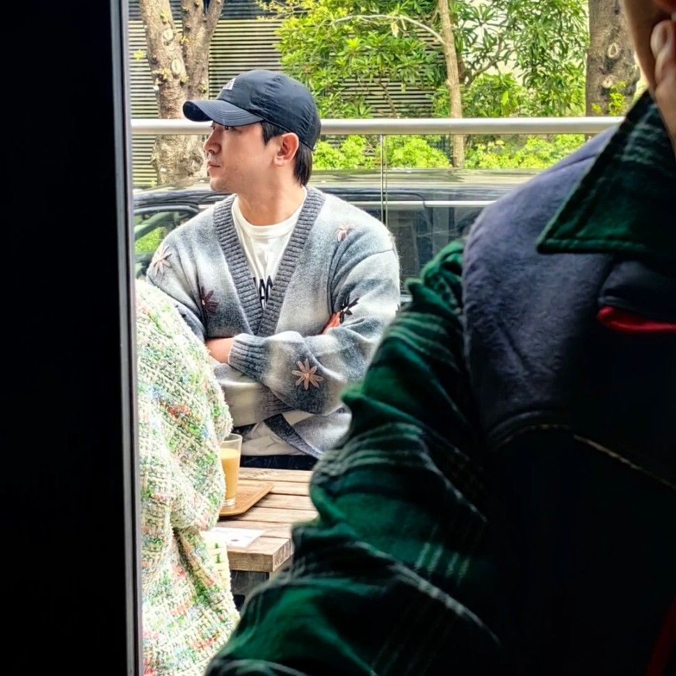 Behind-the-scenes cut of Lee Minwoo (SHINHWA)