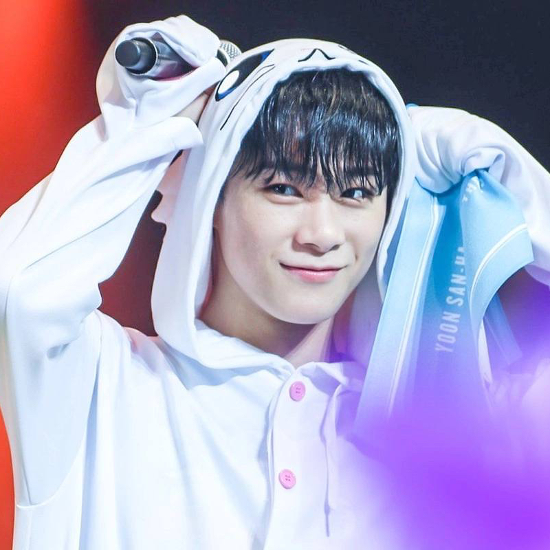 Latest photo of Moonbin (ASTRO)