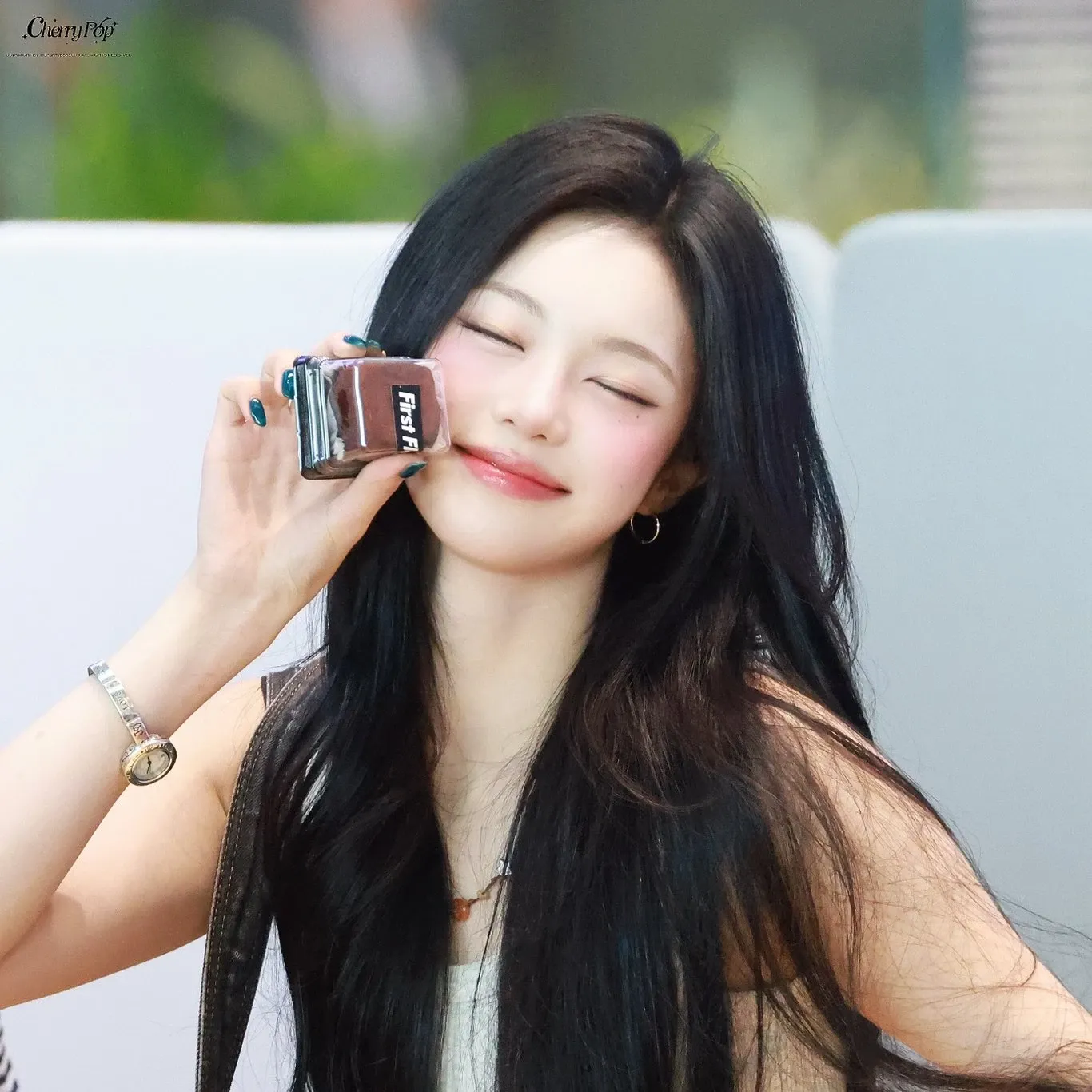 A moment captured by Ian (Hearts2Hearts)'s fan