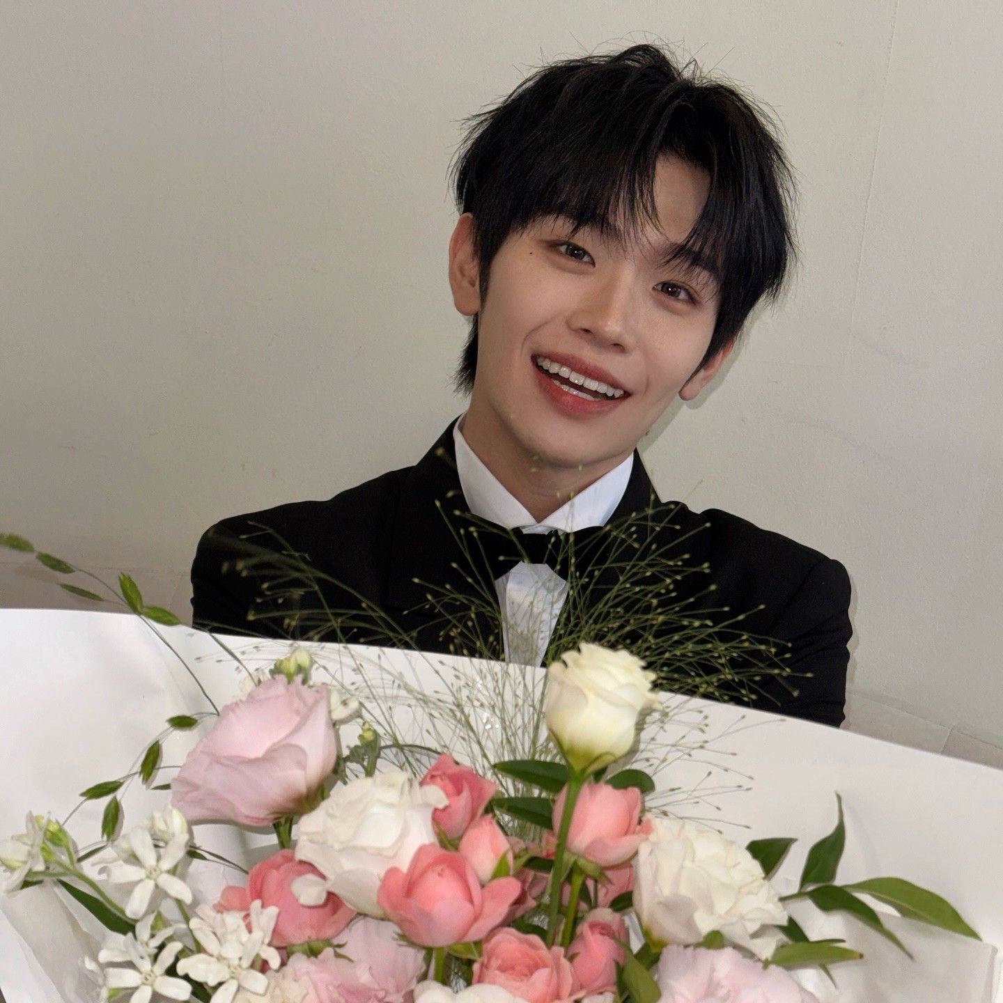 Latest photo of Kim Taerae (ZEROBASEONE)