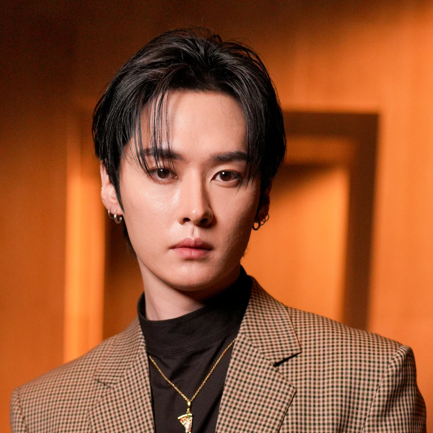 A moment captured by Lee Know (Stray Kids)'s fan