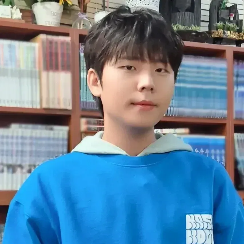 Recent activity shot of Jung Seunghwan
