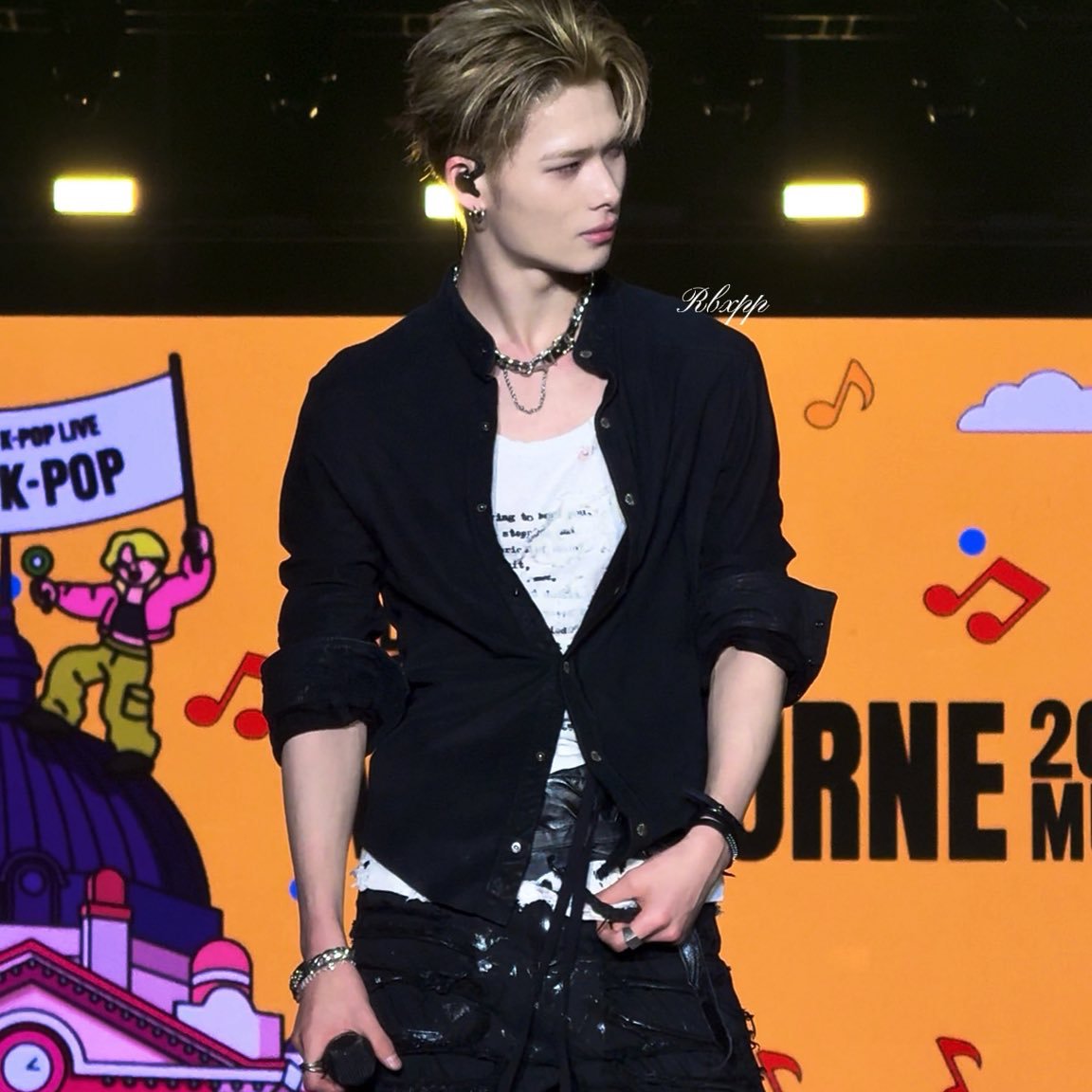 Momen yang diabadikan oleh penggemar NI-KI (ENHYPEN)