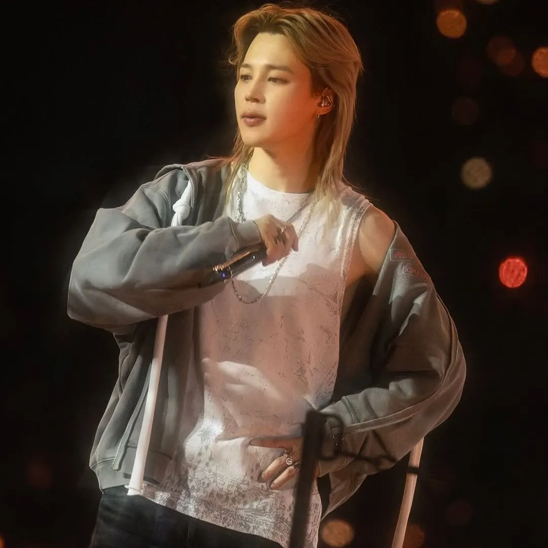 Foto aktivitas terbaru Jimin (BTS)